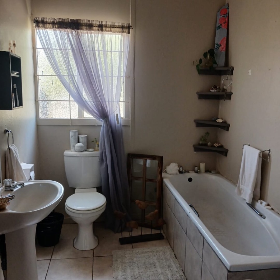 Commercial Property for Sale in Roodewal Free State